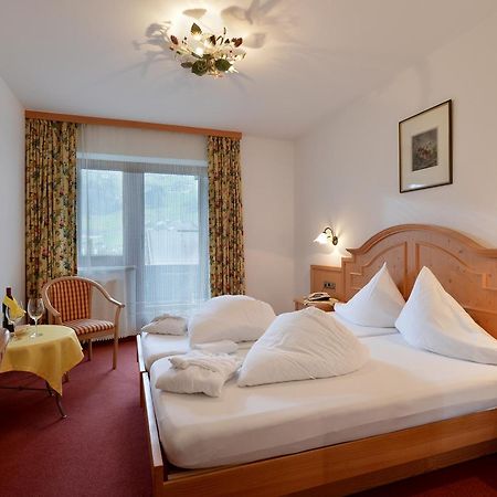 Hotel Schwarzer Adler Hippach Rom bilde